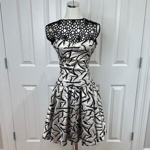 Pamella Roland Silver Black Drop Waist Peplum Wedding Guest Formal Dress Size 10